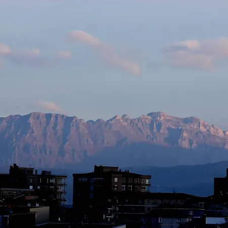 Chalet En La Montana Junto A 2 Rios En Cantabria *