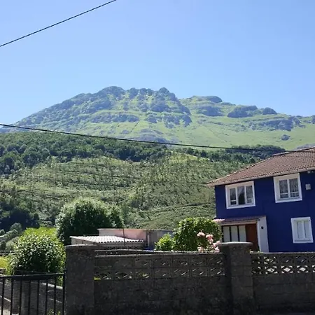 Chalet En La Montana Junto A 2 Rios En Cantabria *