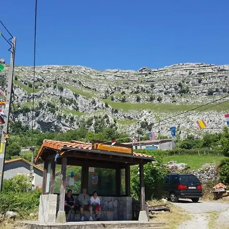Chalet En La Montana Junto A 2 Rios En Cantabria Arredondo
