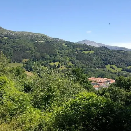 Chalet En La Montana Junto A 2 Rios En Cantabria 아파트 Arredondo